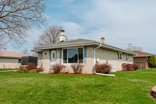 4386 S Honey Creek Dr, Greenfield, WI 53220 - Photo 31