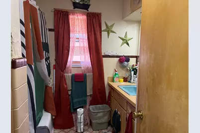 4925 N 65th St, Milwaukee, WI 53218 - Photo 11