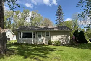 562 Gatewood Dr, Twin Lakes, WI 53181 - Photo 3