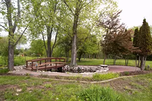 10234 N La Cresta Dr, Mequon, WI 53092 - Photo 25