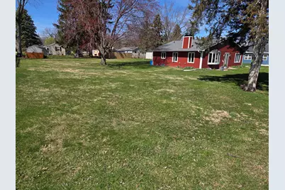 2817  Jones St, Delavan, WI 53115 - Photo 25