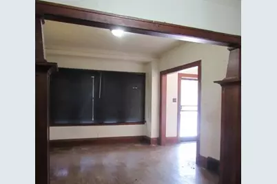 2022 W Keefe Ave #2022A, Milwaukee, WI 53206 - Photo 3