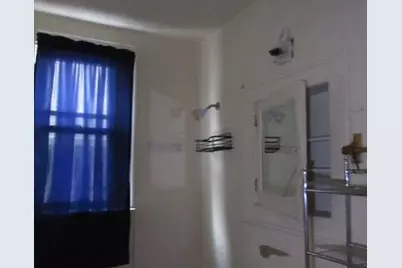 2022 W Keefe Ave #2022A, Milwaukee, WI 53206 - Photo 7