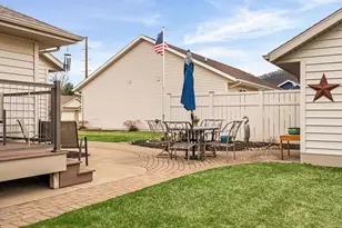 308 Grant St, Holmen, WI 54636 - Photo 43