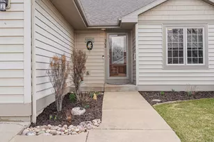 308 Grant St, Holmen, WI 54636 - Photo 3