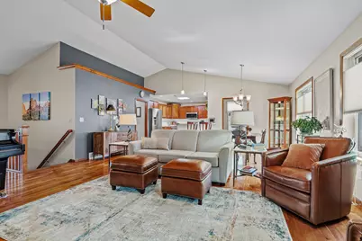 308  Grant St, Holmen, WI 54636 - Photo 9