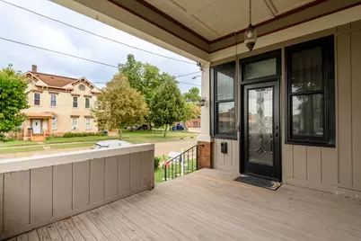 406 S 3rd St, Watertown, WI 53094 - Photo 3