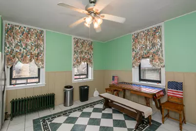 406 S 3rd St, Watertown, WI 53094 - Photo 9