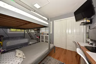 10723 W Rohr Ave, Milwaukee, WI 53225 - Photo 17