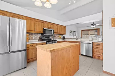 5804  69th St, Kenosha, WI 53142 - Photo 3