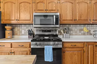 5804  69th St, Kenosha, WI 53142 - Photo 5