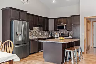 830 Wagon Dr, West Salem, WI 54669 - Photo 5