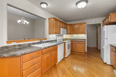 439  Clover St, Elkhorn, WI 53121 - Photo 15