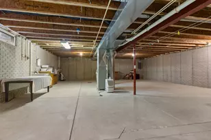 439 Clover St, Elkhorn, WI 53121 - Photo 17