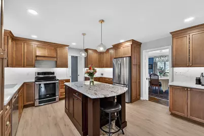 711  Waters Edge Rd, Racine, WI 53402 - Photo 5