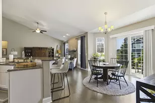 W47N863 Bobolink Ave, Cedarburg, WI 53012 - Photo 11