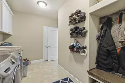 W47N863  Bobolink Ave, Cedarburg, WI 53012 - Photo 21