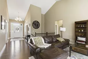 W47N863 Bobolink Ave, Cedarburg, WI 53012 - Photo 7