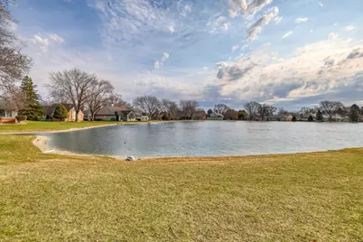 2324 W Cumberland Ct, Mequon, WI 53092 - Photo 27