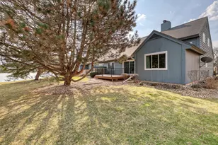 2324 W Cumberland Ct, Mequon, WI 53092 - Photo 25