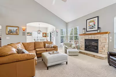 1936  Foxcroft Ln, Waukesha, WI 53189 - Photo 37