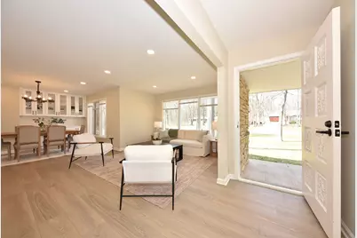 W290N9582  Deer Ln, Merton, WI 53017 - Photo 5