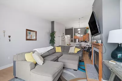 W206N16731  Blackberry Cir #1526, Jackson, WI 53037 - Photo 5