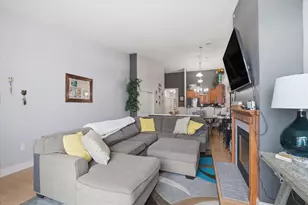 W206N16731 Blackberry Cir, Jackson, WI 53037 - Photo 5
