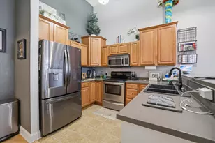 W206N16731 Blackberry Cir, Jackson, WI 53037 - Photo 9