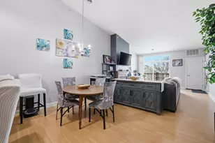 W206N16731 Blackberry Cir, Jackson, WI 53037 - Photo 5