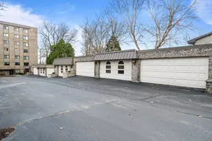 35 S Walworth Ave, Williams Bay, WI 53191 - Photo 29