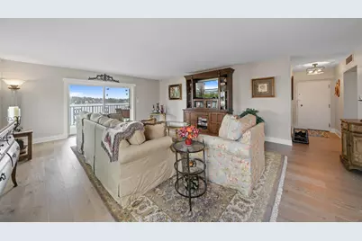 35 S Walworth Ave #401, Williams Bay, WI 53191 - Photo 7