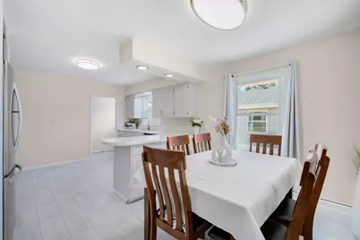 4570 N 101st St, Wauwatosa, WI 53225 - Photo 3