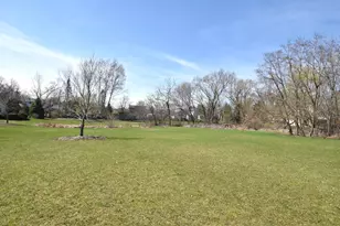 6807 S Pennsylvania Ave, Oak Creek, WI 53154 - Photo 21