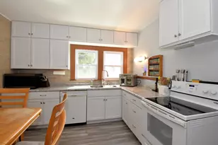 6807 S Pennsylvania Ave, Oak Creek, WI 53154 - Photo 3