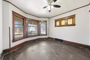 3176 N Richards St, Milwaukee, WI 53212 - Photo 7