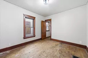 3176 N Richards St, Milwaukee, WI 53212 - Photo 11