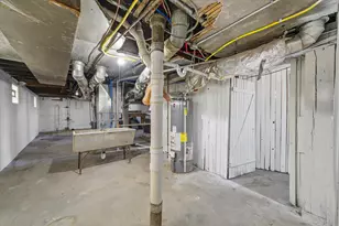 3176 N Richards St, Milwaukee, WI 53212 - Photo 31