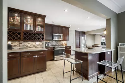 2230 E Bradford Ave #G, Milwaukee, WI 53211 - Photo 3