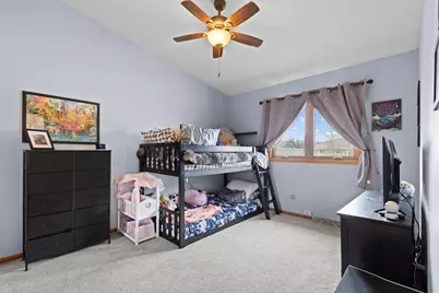 2423  Willowood Dr #A, Waukesha, WI 53188 - Photo 11