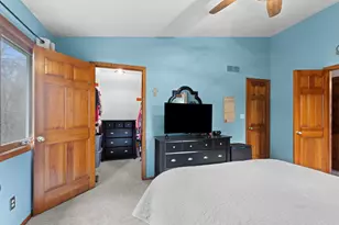 2423 Willowood Dr, Waukesha, WI 53188 - Photo 7