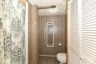 3873 S 56th St, Greenfield, WI 53220 - Photo 13