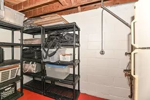 3873 S 56th St, Greenfield, WI 53220 - Photo 25
