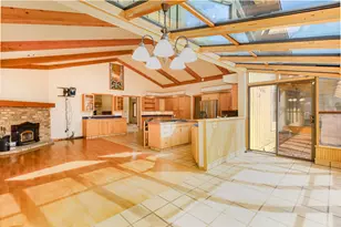 2128 Hunters Ridge Ct, Manitowoc, WI 54220 - Photo 21