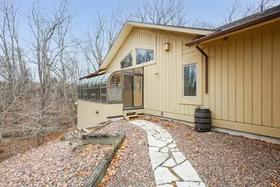 2128  Hunters Ridge Ct, Manitowoc, WI 54220 - Photo 63