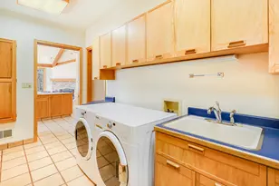 2128 Hunters Ridge Ct, Manitowoc, WI 54220 - Photo 45