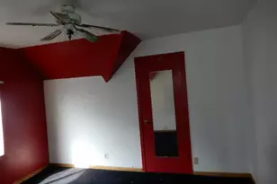 3926 N 24th Pl, Milwaukee, WI 53206 - Photo 9