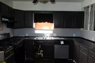 3926 N 24th Pl, Milwaukee, WI 53206 - Photo 5