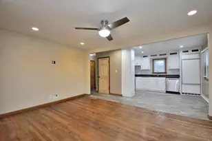 8104 W Center St, Milwaukee, WI 53222 - Photo 7