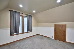 8104 W Center St, Milwaukee, WI 53222 - Photo 17